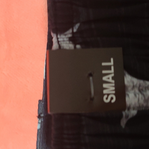 BRAND NEW! - Picture 3 of 6